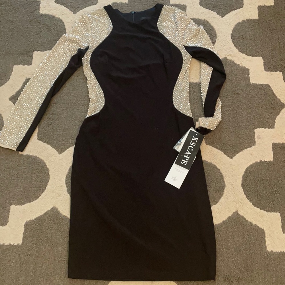 Xscape MIDI with long beaded sleeves